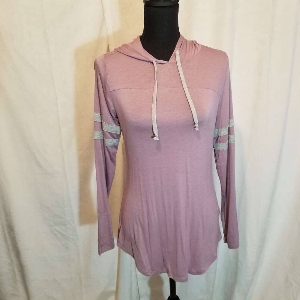 NWT Ultra flirt long sleeve Jersey style top